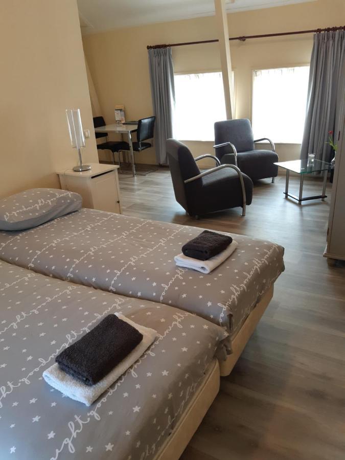 Logement 'De Witte Klok' Oude Bildtzijl Экстерьер фото